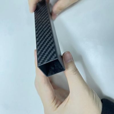 Yüksek Modül Karbon Fiber tüpü Yüksek Güç 3k Kare 30*30*28*28