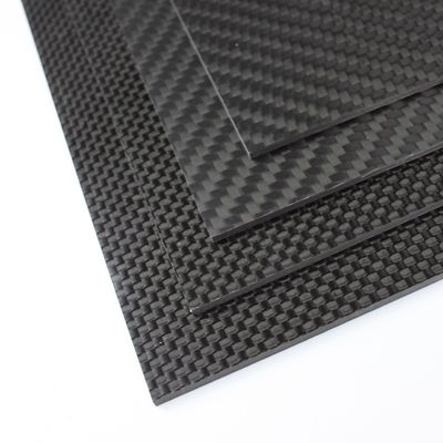 % 100 karbon fiber panel hafif ağırlıklı 3k karbon fiber yaprak fabrikada fiyat ile özel CNC karbon fiber parçası