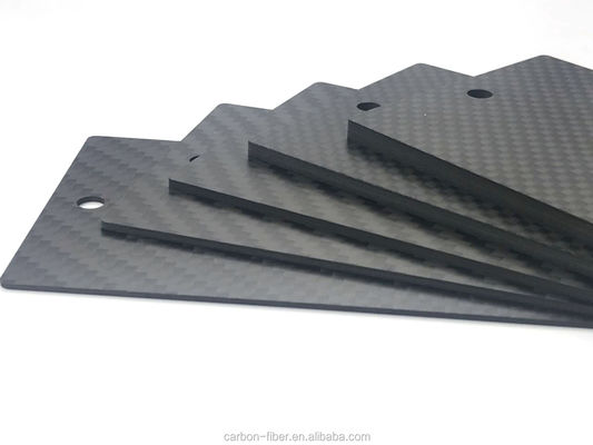 Fabrika en çok satan karbon fiber kumaşında 3mm 3k laminat karbon fiber tabakası 200*300mm