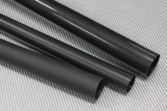 Düşük Ağırlıklı Küçük OD Yuvarlak Karbon Elyaf Tüpleri 6mm 7mm 8mm 10mm 12mm 13mm