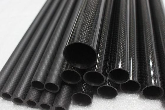 Orta boyutlu OD Yuvarlak karbon fiber yapısal boru 13mm 14mm 15mm 16mm 18mm 19mm
